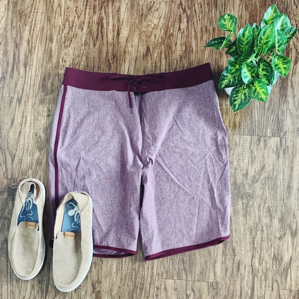 Old Navy men’s red swim trunks